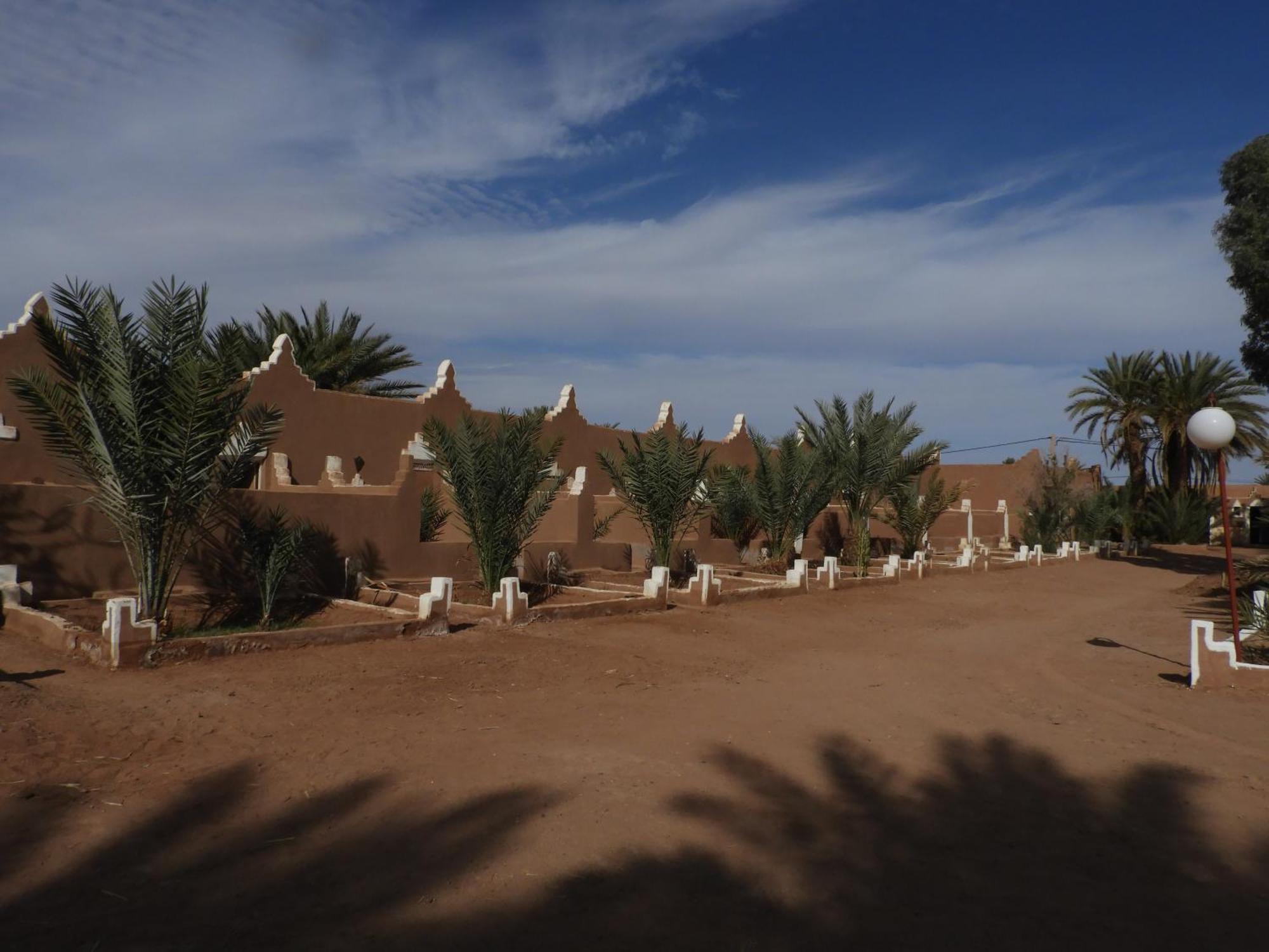 Hotel Carrefour Des Nomades Мхамід Номер фото